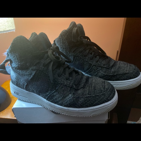 Nike air forces - Picture 3 of 4